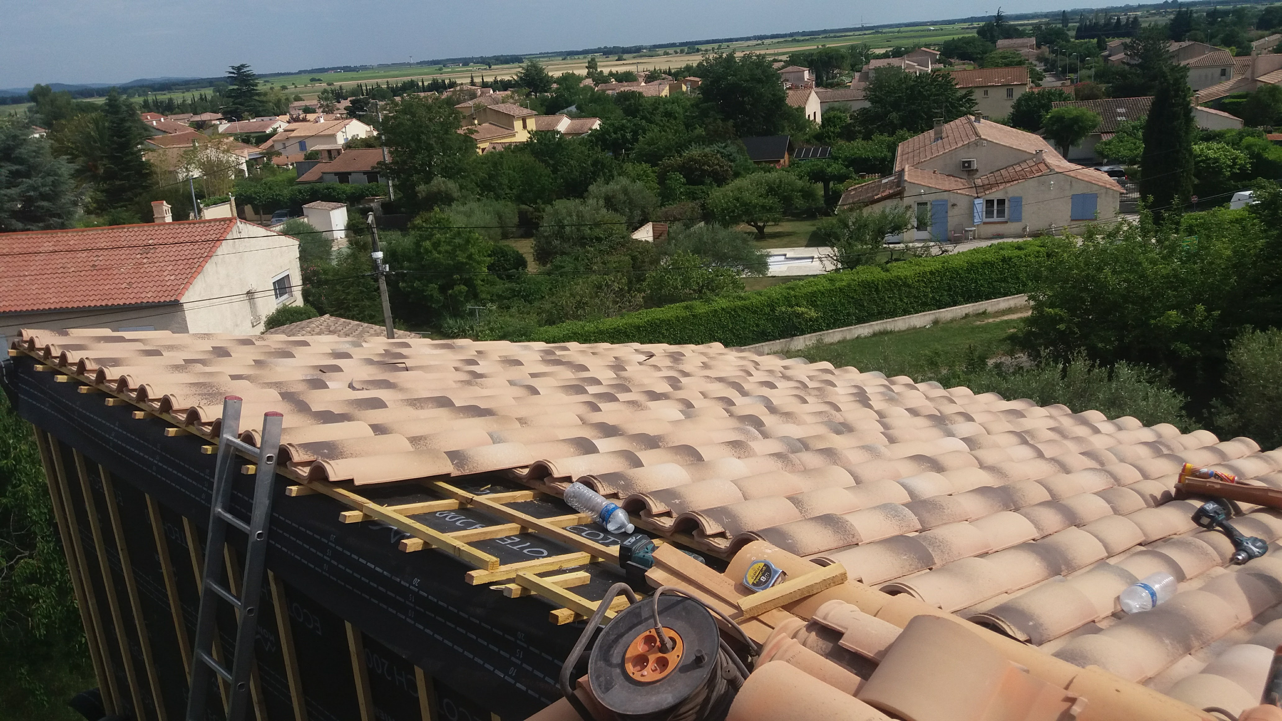 Maison_ossature_bois_charpente_construction_terrasse_design_artisan_pergolat_pool_house_couverture_825